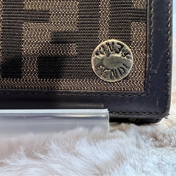 FENDI ZUCCA CANVAS SIGNATURE CONTINENTAL LEATHER LONG WALLET - Picture 3 of 16